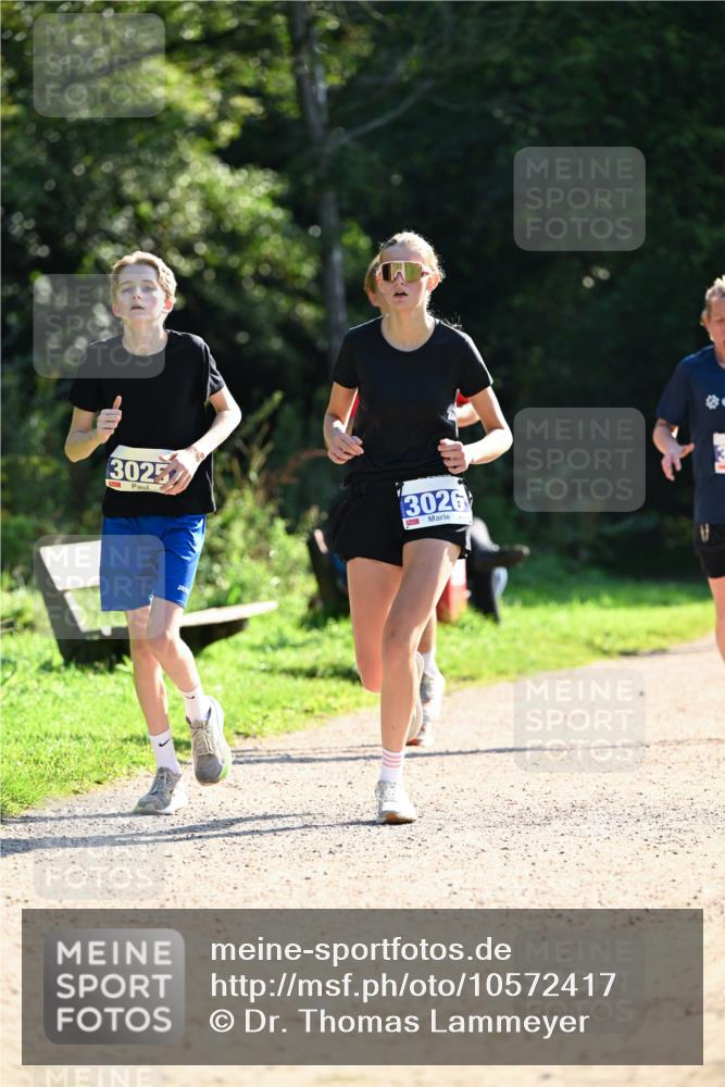 27.09.2026 - 35. Volkslauf durch das schöne Alstertal Dr. Thomas Lammeyer http://msf.ph/oto/10572417 27.09.2026 11:23:35 Laufen 3025, 3026 meine-sportfotos.de