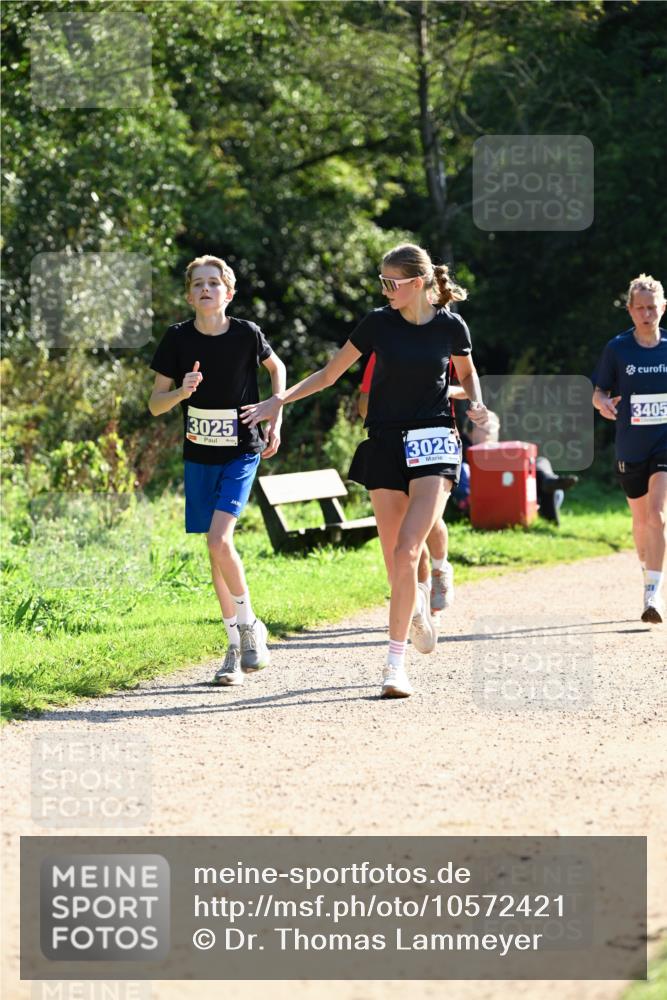 27.09.2026 - 35. Volkslauf durch das schöne Alstertal Dr. Thomas Lammeyer http://msf.ph/oto/10572421 27.09.2026 11:23:35 Laufen 3025, 3026, 3405 meine-sportfotos.de