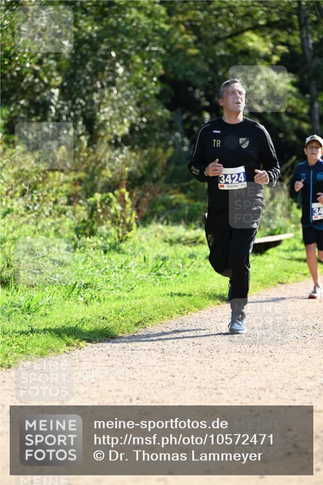27.09.2026 - 35. Volkslauf durch das schöne Alstertal Dr. Thomas Lammeyer http://msf.ph/oto/10572471 27.09.2026 11:23:46 Laufen 3424, 34 meine-sportfotos.de
