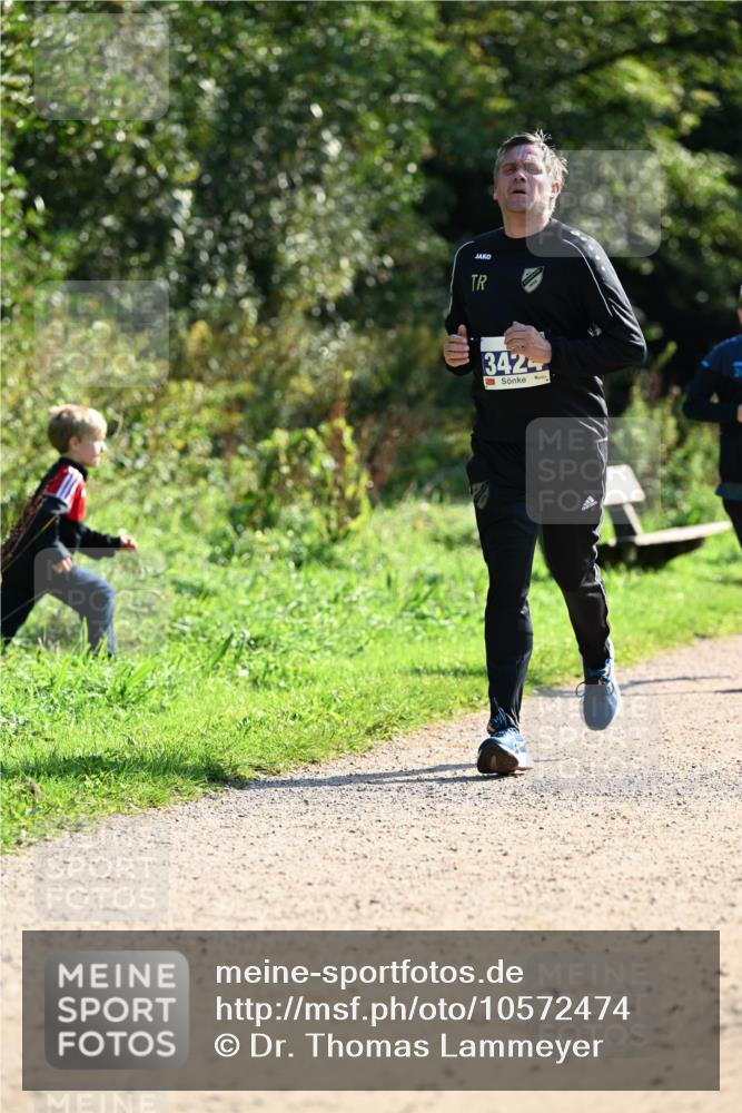 27.09.2026 - 35. Volkslauf durch das schöne Alstertal Dr. Thomas Lammeyer http://msf.ph/oto/10572474 27.09.2026 11:23:47 Laufen 342 meine-sportfotos.de