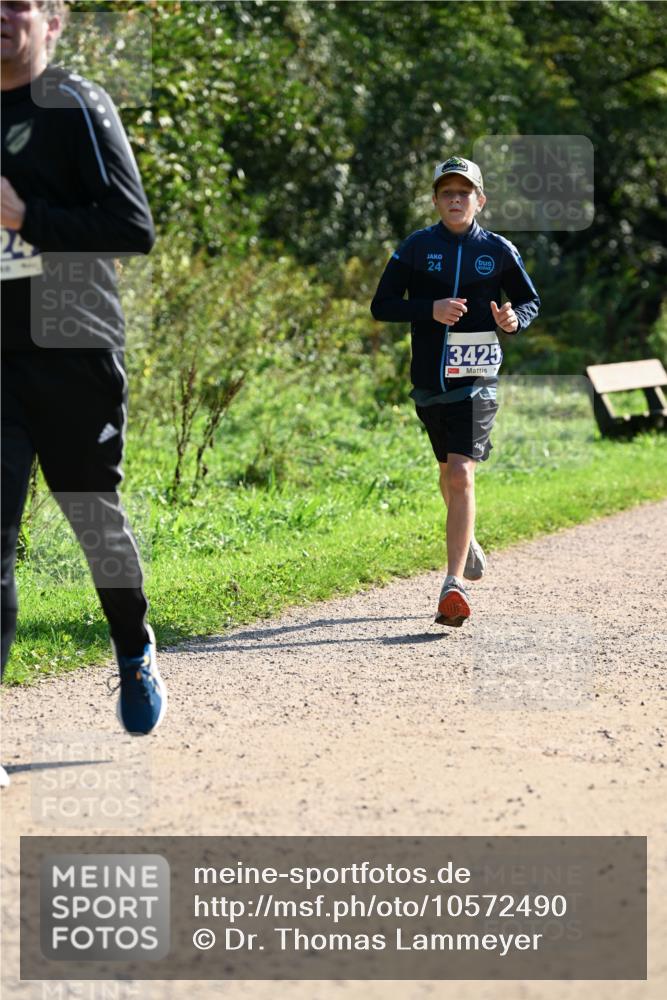 27.09.2026 - 35. Volkslauf durch das schöne Alstertal Dr. Thomas Lammeyer http://msf.ph/oto/10572490 27.09.2026 11:23:49 Laufen 24, 24, 3429 meine-sportfotos.de