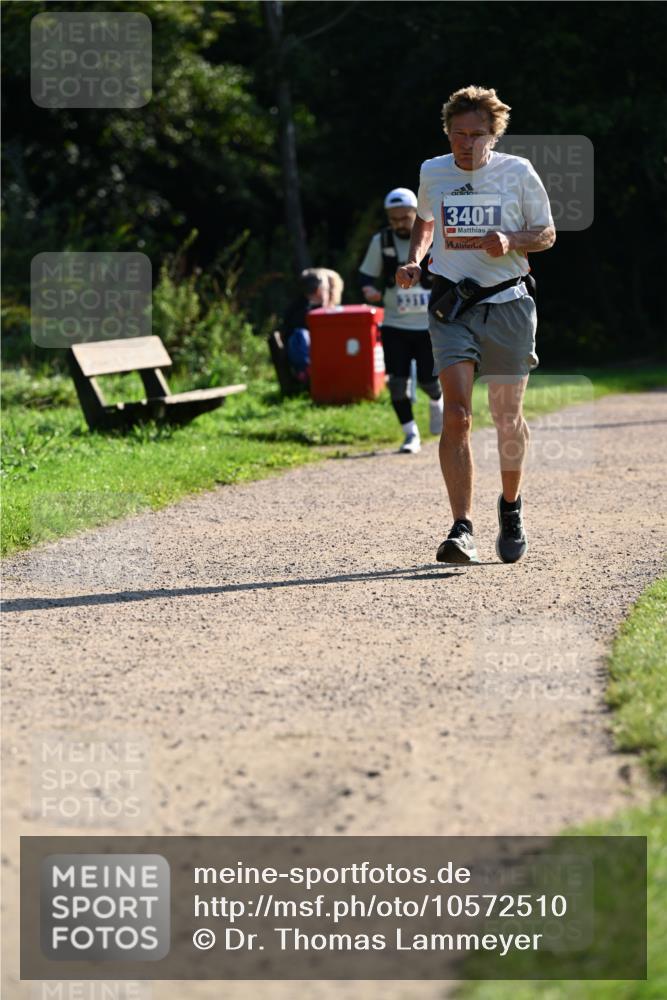 27.09.2026 - 35. Volkslauf durch das schöne Alstertal Dr. Thomas Lammeyer http://msf.ph/oto/10572510 27.09.2026 11:23:56 Laufen 3401, 14 meine-sportfotos.de