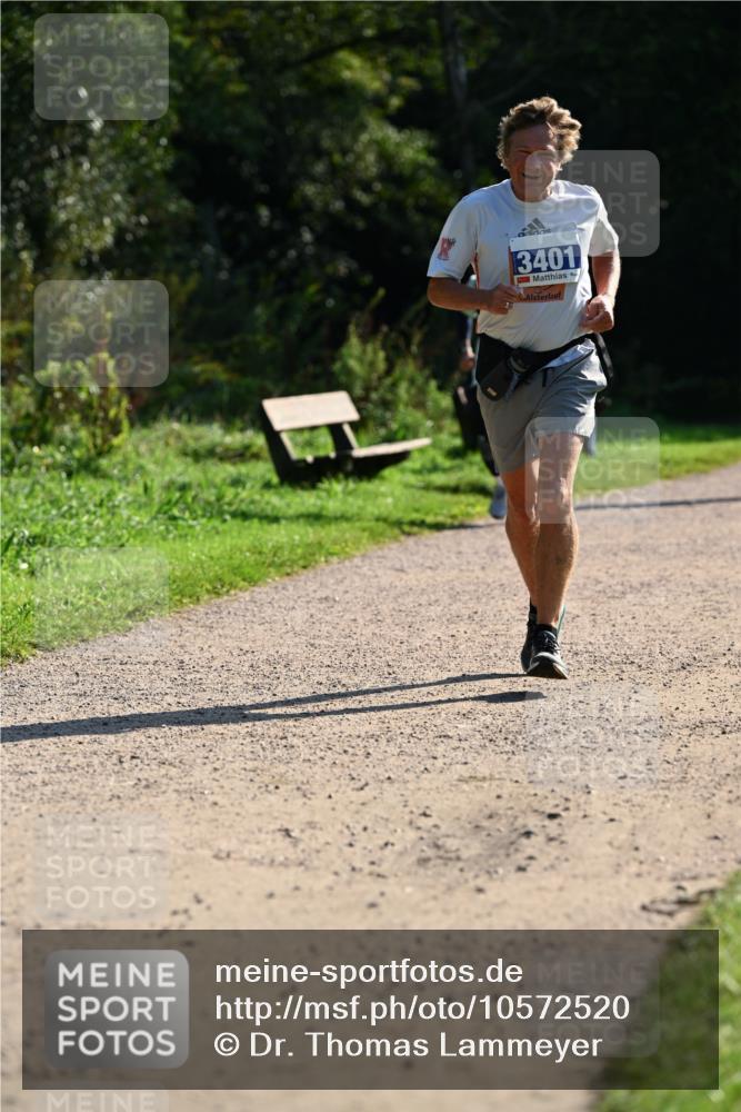 27.09.2026 - 35. Volkslauf durch das schöne Alstertal Dr. Thomas Lammeyer http://msf.ph/oto/10572520 27.09.2026 11:23:57 Laufen 3401 meine-sportfotos.de