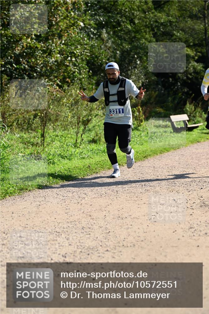 27.09.2026 - 35. Volkslauf durch das schöne Alstertal Dr. Thomas Lammeyer http://msf.ph/oto/10572551 27.09.2026 11:24:00 Laufen 3311 meine-sportfotos.de