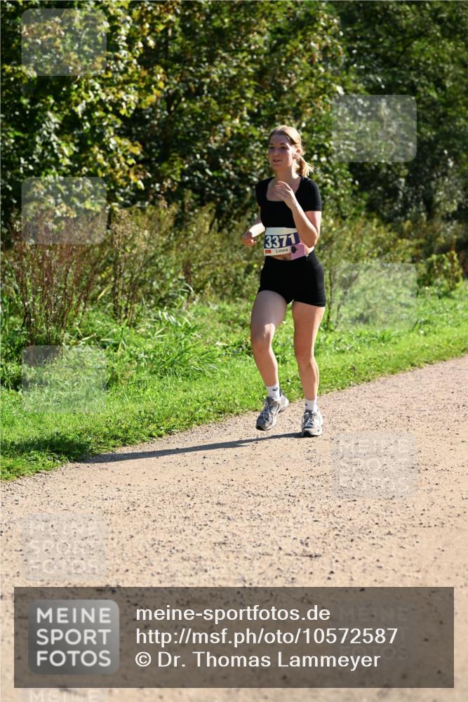 27.09.2026 - 35. Volkslauf durch das schöne Alstertal Dr. Thomas Lammeyer http://msf.ph/oto/10572587 27.09.2026 11:24:10 Laufen 3371 meine-sportfotos.de