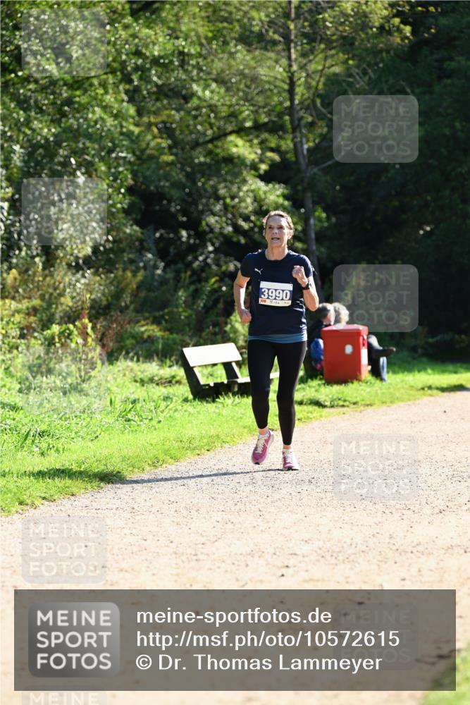27.09.2026 - 35. Volkslauf durch das schöne Alstertal Dr. Thomas Lammeyer http://msf.ph/oto/10572615 27.09.2026 11:24:16 Laufen 3990 meine-sportfotos.de