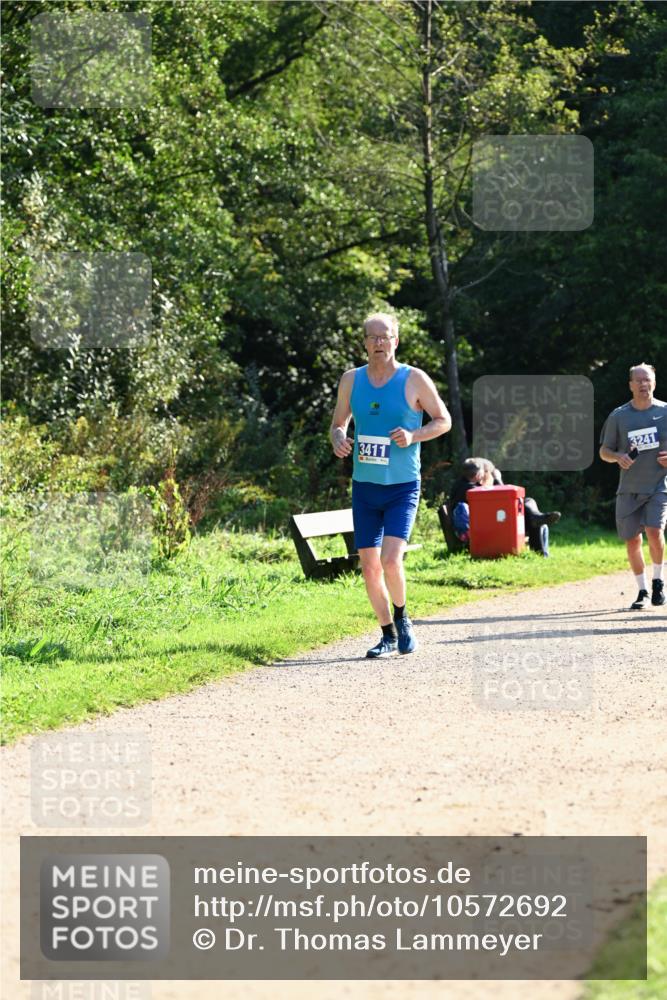 27.09.2026 - 35. Volkslauf durch das schöne Alstertal Dr. Thomas Lammeyer http://msf.ph/oto/10572692 27.09.2026 11:24:37 Laufen 3411, 3241 meine-sportfotos.de