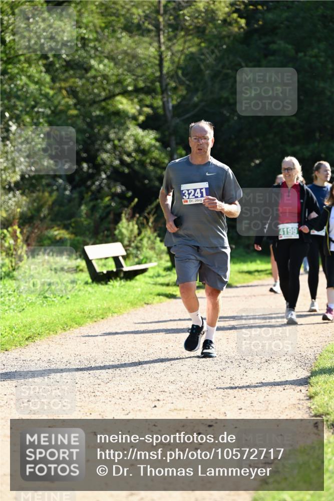 27.09.2026 - 35. Volkslauf durch das schöne Alstertal Dr. Thomas Lammeyer http://msf.ph/oto/10572717 27.09.2026 11:24:40 Laufen 3241, 4199 meine-sportfotos.de