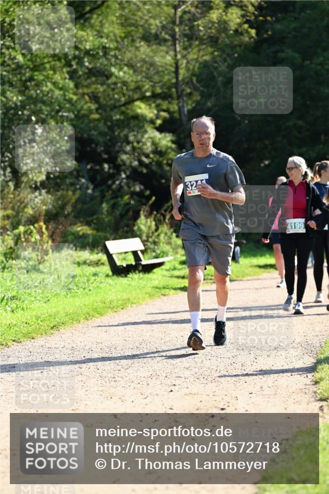 27.09.2026 - 35. Volkslauf durch das schöne Alstertal Dr. Thomas Lammeyer http://msf.ph/oto/10572718 27.09.2026 11:24:40 Laufen 324, 4199 meine-sportfotos.de
