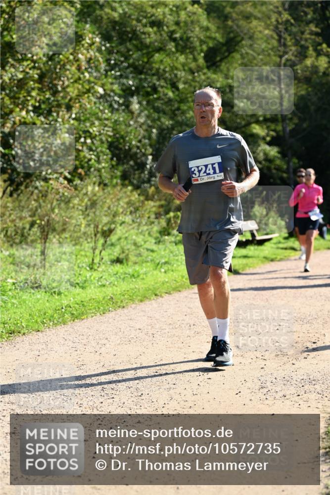 27.09.2026 - 35. Volkslauf durch das schöne Alstertal Dr. Thomas Lammeyer http://msf.ph/oto/10572735 27.09.2026 11:24:42 Laufen 3241 meine-sportfotos.de