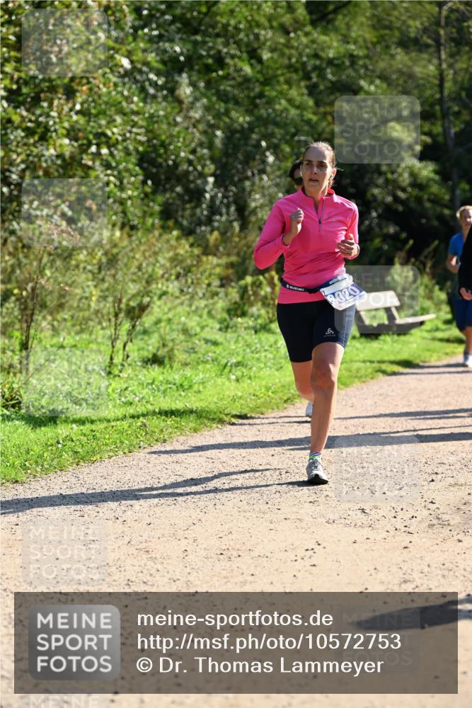 27.09.2026 - 35. Volkslauf durch das schöne Alstertal Dr. Thomas Lammeyer http://msf.ph/oto/10572753 27.09.2026 11:24:45 Laufen 8020 meine-sportfotos.de