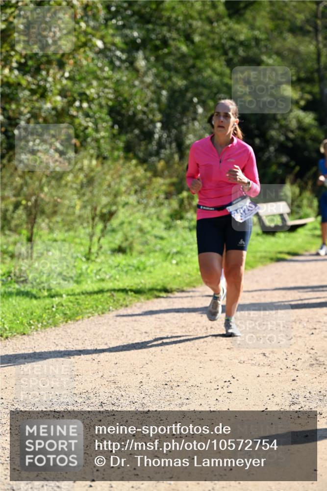 27.09.2026 - 35. Volkslauf durch das schöne Alstertal Dr. Thomas Lammeyer http://msf.ph/oto/10572754 27.09.2026 11:24:45 Laufen  meine-sportfotos.de