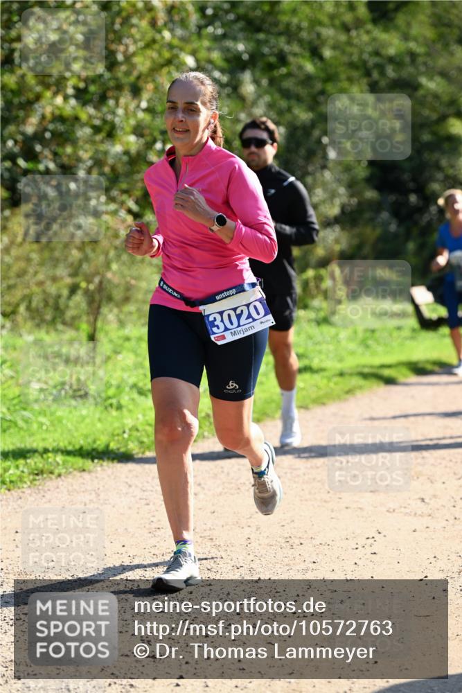 27.09.2026 - 35. Volkslauf durch das schöne Alstertal Dr. Thomas Lammeyer http://msf.ph/oto/10572763 27.09.2026 11:24:46 Laufen 3020, 8 meine-sportfotos.de