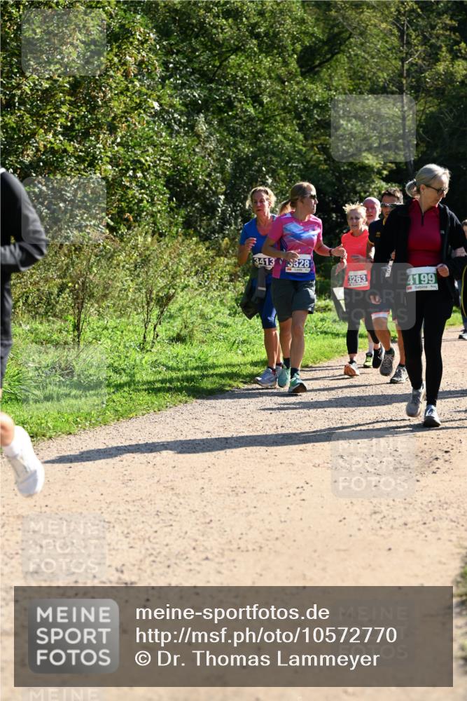 27.09.2026 - 35. Volkslauf durch das schöne Alstertal Dr. Thomas Lammeyer http://msf.ph/oto/10572770 27.09.2026 11:24:48 Laufen 3413, 5328, 3263, 4199 meine-sportfotos.de