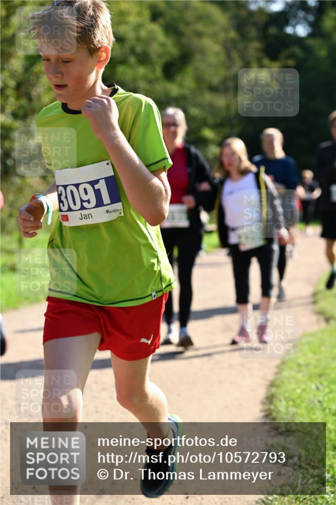27.09.2026 - 35. Volkslauf durch das schöne Alstertal Dr. Thomas Lammeyer http://msf.ph/oto/10572793 27.09.2026 11:24:51 Laufen 3091 meine-sportfotos.de