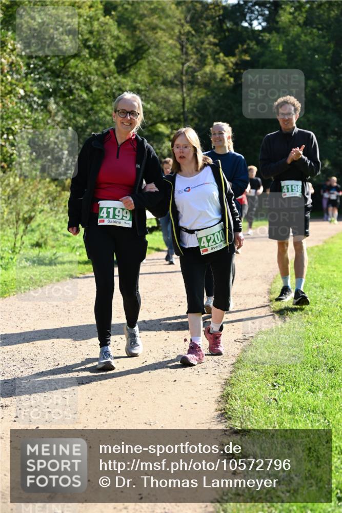 27.09.2026 - 35. Volkslauf durch das schöne Alstertal Dr. Thomas Lammeyer http://msf.ph/oto/10572796 27.09.2026 11:24:52 Laufen 4199, 4200, 4198 meine-sportfotos.de