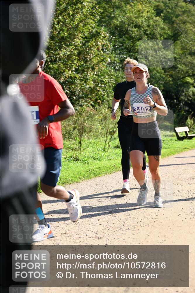 27.09.2026 - 35. Volkslauf durch das schöne Alstertal Dr. Thomas Lammeyer http://msf.ph/oto/10572816 27.09.2026 11:24:59 Laufen 3402 meine-sportfotos.de