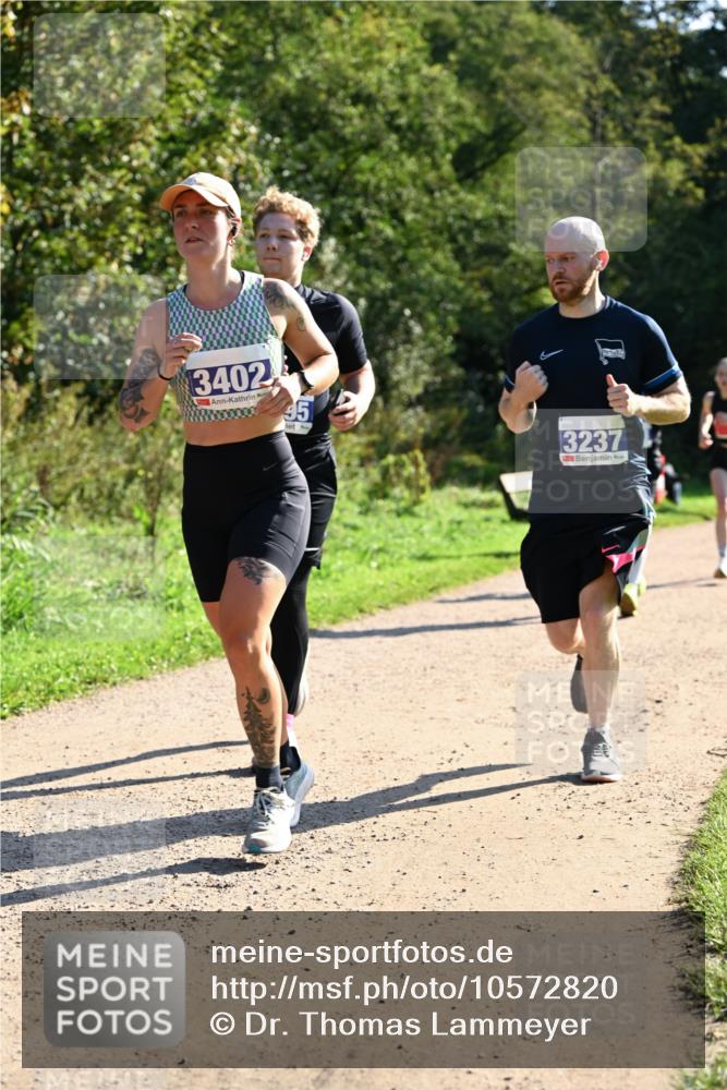27.09.2026 - 35. Volkslauf durch das schöne Alstertal Dr. Thomas Lammeyer http://msf.ph/oto/10572820 27.09.2026 11:24:59 Laufen 3402, 45, 3237 meine-sportfotos.de