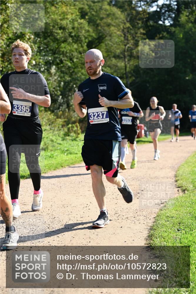 27.09.2026 - 35. Volkslauf durch das schöne Alstertal Dr. Thomas Lammeyer http://msf.ph/oto/10572823 27.09.2026 11:25:00 Laufen 3395, 3237 meine-sportfotos.de