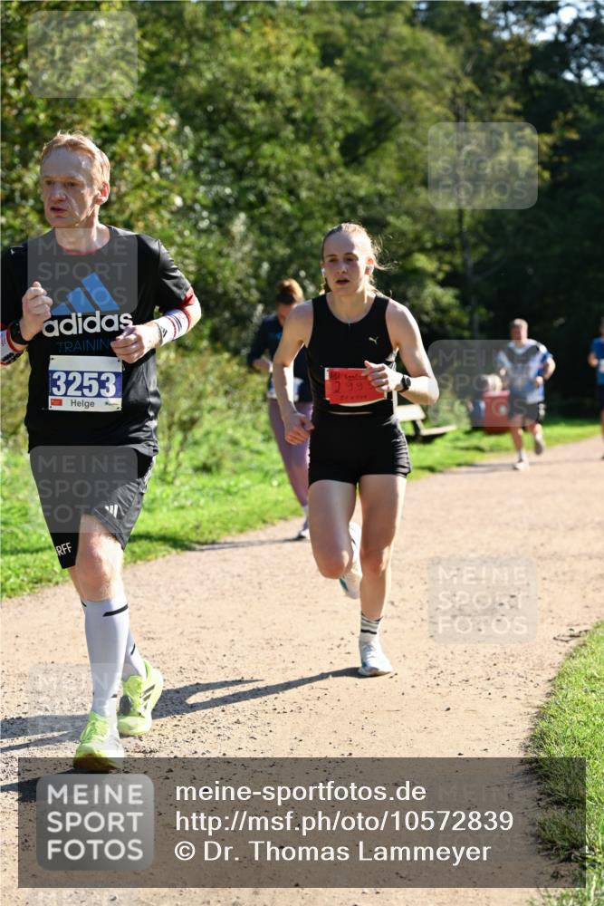27.09.2026 - 35. Volkslauf durch das schöne Alstertal Dr. Thomas Lammeyer http://msf.ph/oto/10572839 27.09.2026 11:25:02 Laufen 3253, 2995 meine-sportfotos.de