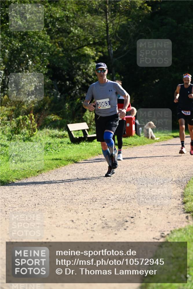 27.09.2026 - 35. Volkslauf durch das schöne Alstertal Dr. Thomas Lammeyer http://msf.ph/oto/10572945 27.09.2026 11:25:48 Laufen 3063, 413 meine-sportfotos.de