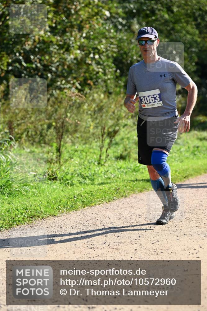 27.09.2026 - 35. Volkslauf durch das schöne Alstertal Dr. Thomas Lammeyer http://msf.ph/oto/10572960 27.09.2026 11:25:50 Laufen 3063 meine-sportfotos.de