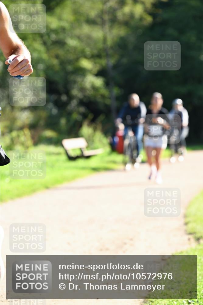 27.09.2026 - 35. Volkslauf durch das schöne Alstertal Dr. Thomas Lammeyer http://msf.ph/oto/10572976 27.09.2026 11:25:52 Laufen  meine-sportfotos.de