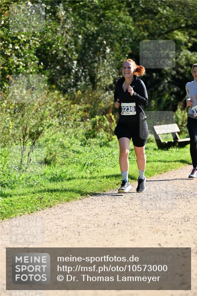 27.09.2026 - 35. Volkslauf durch das schöne Alstertal Dr. Thomas Lammeyer http://msf.ph/oto/10573000 27.09.2026 11:26:15 Laufen 3236, 3 meine-sportfotos.de