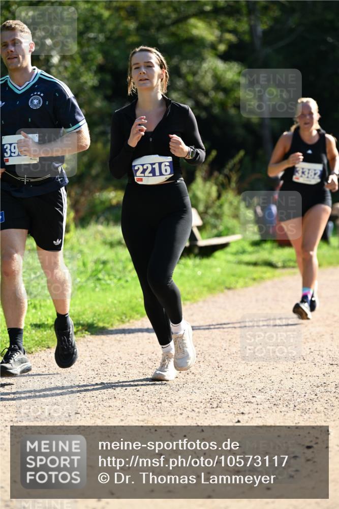 27.09.2026 - 35. Volkslauf durch das schöne Alstertal Dr. Thomas Lammeyer http://msf.ph/oto/10573117 27.09.2026 11:26:35 Laufen 39, 2216, 3382 meine-sportfotos.de