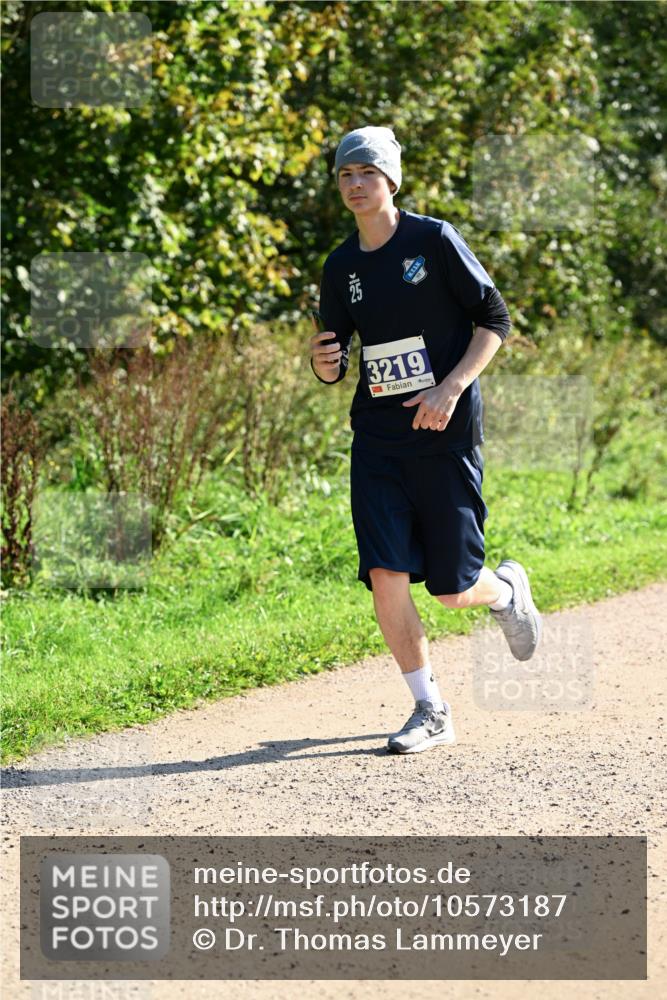 27.09.2026 - 35. Volkslauf durch das schöne Alstertal Dr. Thomas Lammeyer http://msf.ph/oto/10573187 27.09.2026 11:26:46 Laufen 3219 meine-sportfotos.de