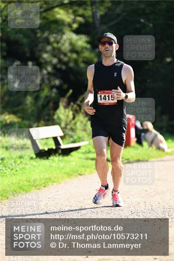 27.09.2026 - 35. Volkslauf durch das schöne Alstertal Dr. Thomas Lammeyer http://msf.ph/oto/10573211 27.09.2026 11:27:04 Laufen 1415 meine-sportfotos.de