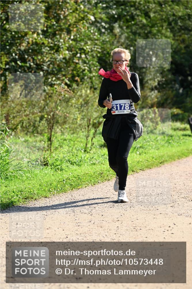 27.09.2026 - 35. Volkslauf durch das schöne Alstertal Dr. Thomas Lammeyer http://msf.ph/oto/10573448 27.09.2026 11:28:18 Laufen 3178 meine-sportfotos.de