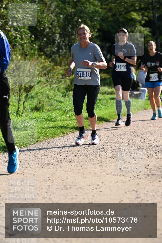 27.09.2026 - 35. Volkslauf durch das schöne Alstertal Dr. Thomas Lammeyer http://msf.ph/oto/10573476 27.09.2026 11:28:34 Laufen 3268, 3158 meine-sportfotos.de