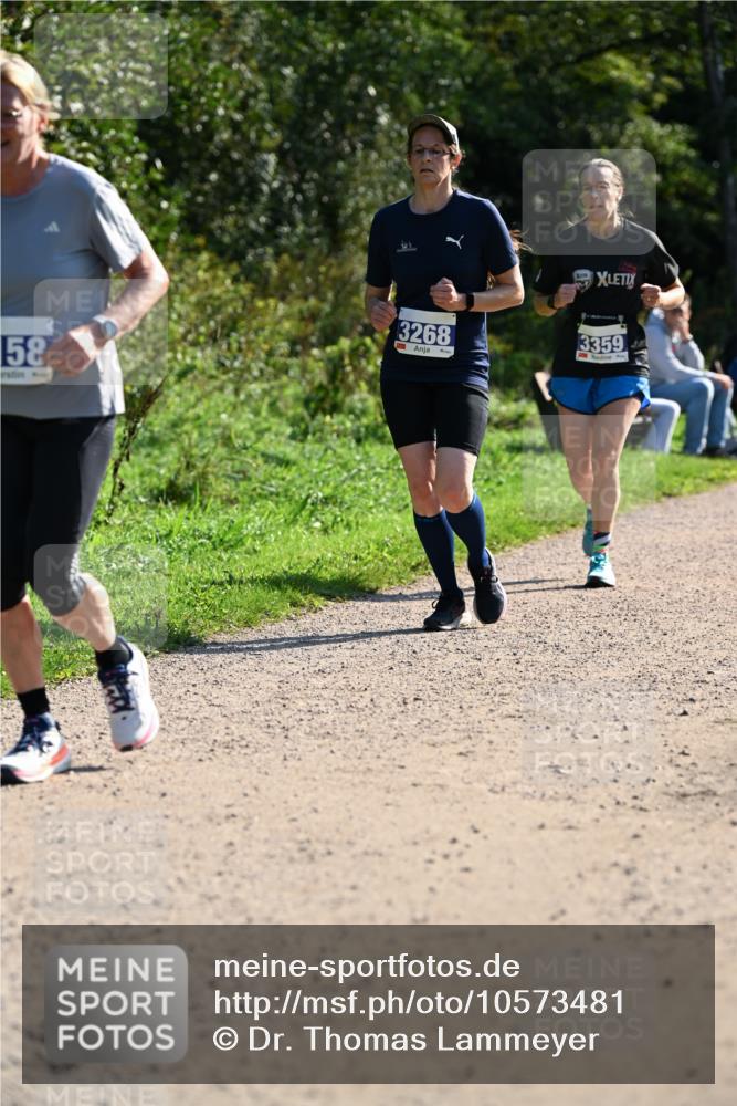 27.09.2026 - 35. Volkslauf durch das schöne Alstertal Dr. Thomas Lammeyer http://msf.ph/oto/10573481 27.09.2026 11:28:35 Laufen 3268, 3359, 158 meine-sportfotos.de
