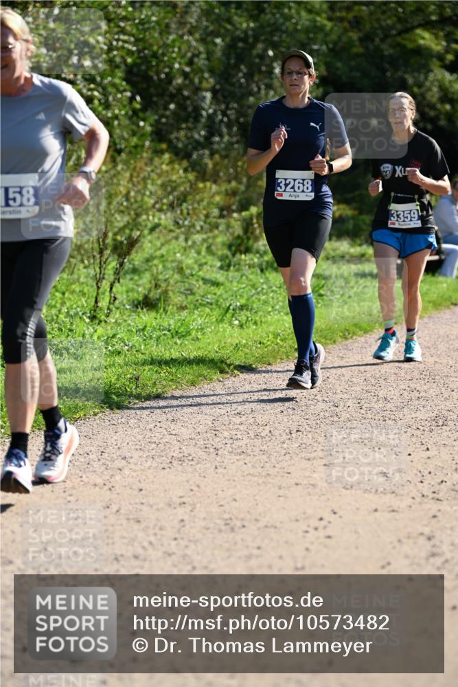 27.09.2026 - 35. Volkslauf durch das schöne Alstertal Dr. Thomas Lammeyer http://msf.ph/oto/10573482 27.09.2026 11:28:35 Laufen 158, 3268, 3359 meine-sportfotos.de