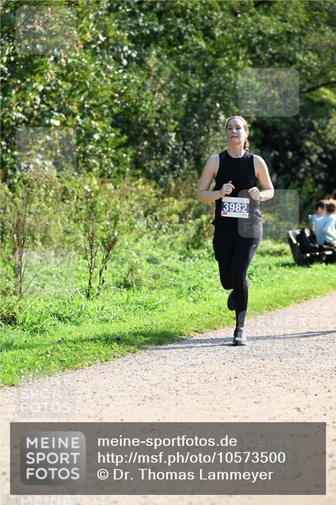 27.09.2026 - 35. Volkslauf durch das schöne Alstertal Dr. Thomas Lammeyer http://msf.ph/oto/10573500 27.09.2026 11:28:44 Laufen 3982 meine-sportfotos.de