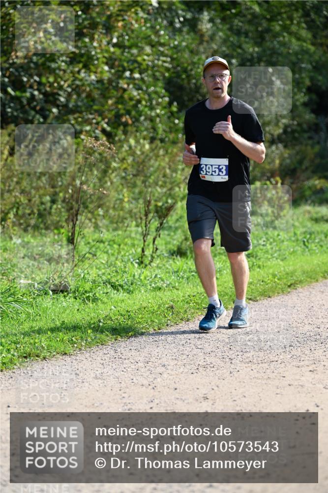 27.09.2026 - 35. Volkslauf durch das schöne Alstertal Dr. Thomas Lammeyer http://msf.ph/oto/10573543 27.09.2026 11:28:56 Laufen 3953 meine-sportfotos.de