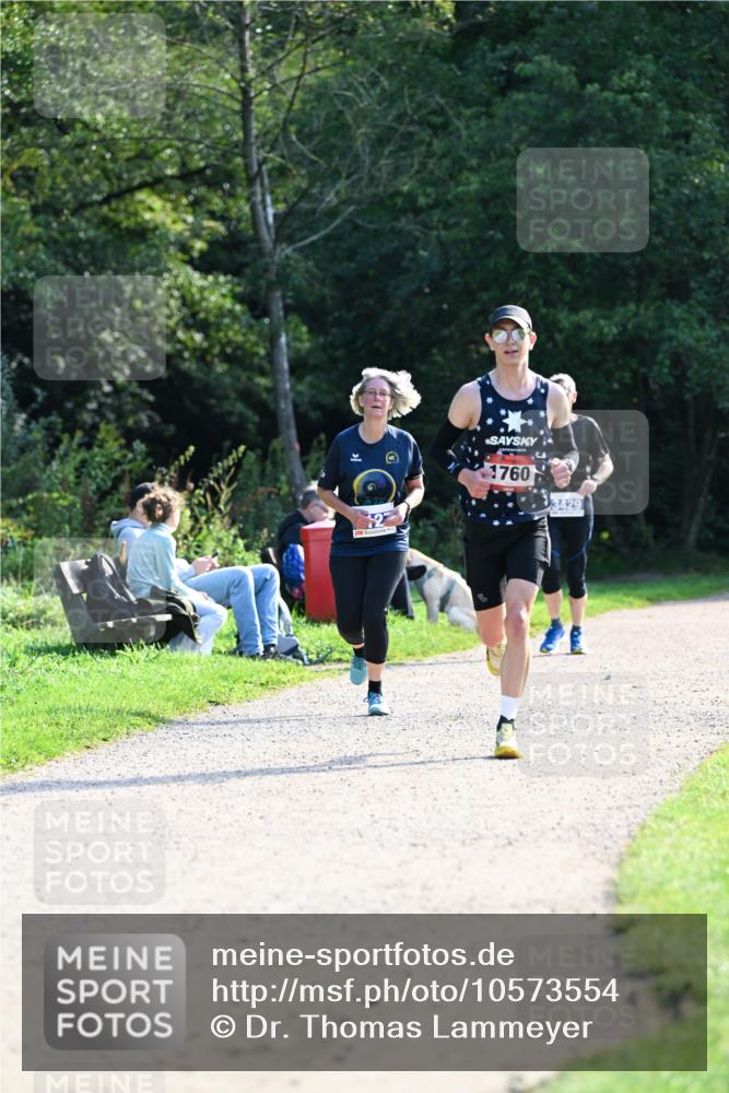 27.09.2026 - 35. Volkslauf durch das schöne Alstertal Dr. Thomas Lammeyer http://msf.ph/oto/10573554 27.09.2026 11:29:00 Laufen 1760, 3429 meine-sportfotos.de