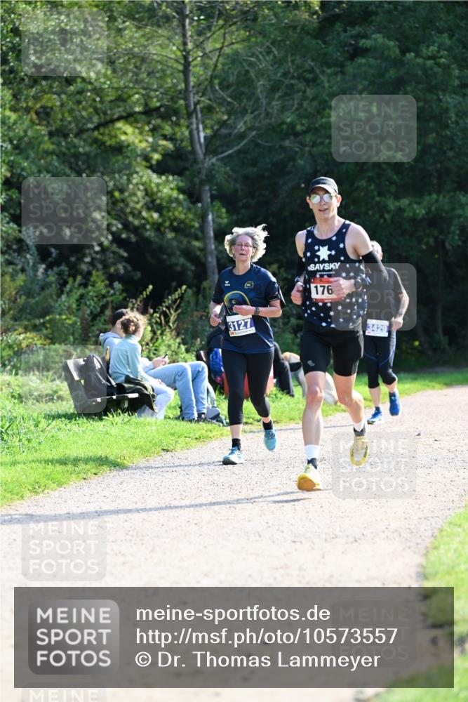 27.09.2026 - 35. Volkslauf durch das schöne Alstertal Dr. Thomas Lammeyer http://msf.ph/oto/10573557 27.09.2026 11:29:00 Laufen 3127, 176, 3429 meine-sportfotos.de