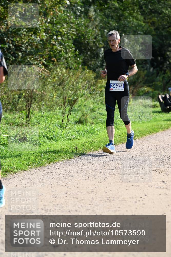 27.09.2026 - 35. Volkslauf durch das schöne Alstertal Dr. Thomas Lammeyer http://msf.ph/oto/10573590 27.09.2026 11:29:06 Laufen 3429 meine-sportfotos.de