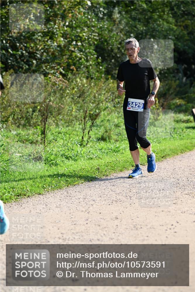 27.09.2026 - 35. Volkslauf durch das schöne Alstertal Dr. Thomas Lammeyer http://msf.ph/oto/10573591 27.09.2026 11:29:06 Laufen 3429 meine-sportfotos.de