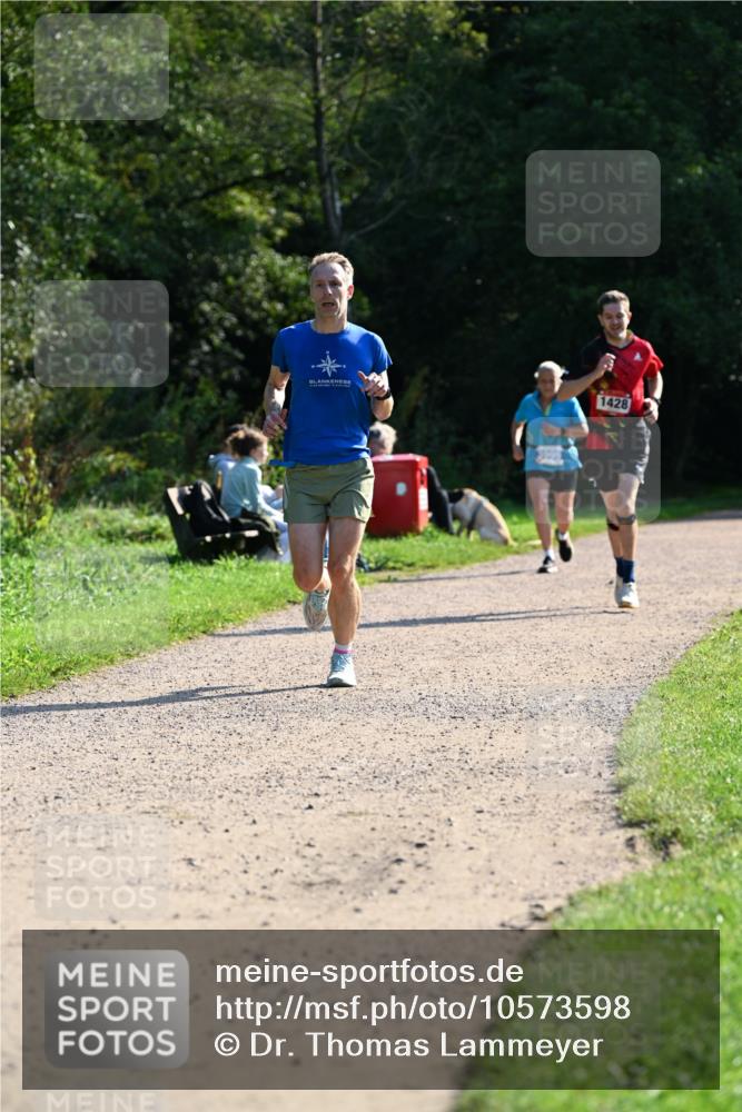 27.09.2026 - 35. Volkslauf durch das schöne Alstertal Dr. Thomas Lammeyer http://msf.ph/oto/10573598 27.09.2026 11:29:08 Laufen 1428 meine-sportfotos.de