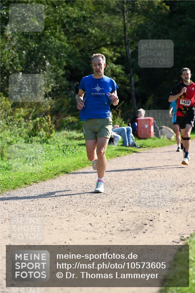 27.09.2026 - 35. Volkslauf durch das schöne Alstertal Dr. Thomas Lammeyer http://msf.ph/oto/10573605 27.09.2026 11:29:08 Laufen 53, 500, 9, 811703, 1428 meine-sportfotos.de