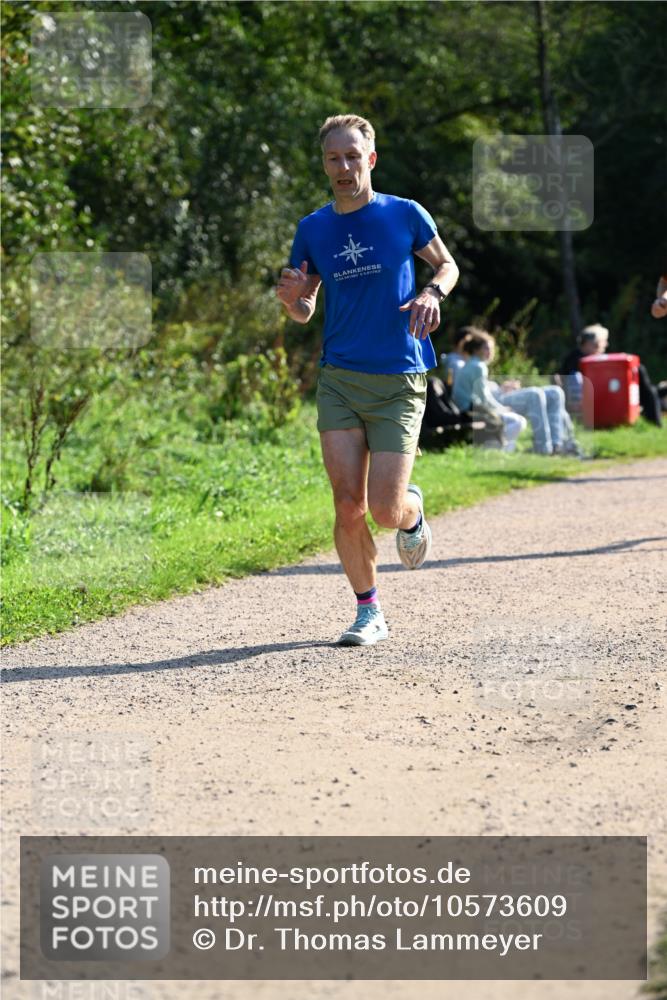 27.09.2026 - 35. Volkslauf durch das schöne Alstertal Dr. Thomas Lammeyer http://msf.ph/oto/10573609 27.09.2026 11:29:09 Laufen 380, 9, 811763, 53, 561580 meine-sportfotos.de