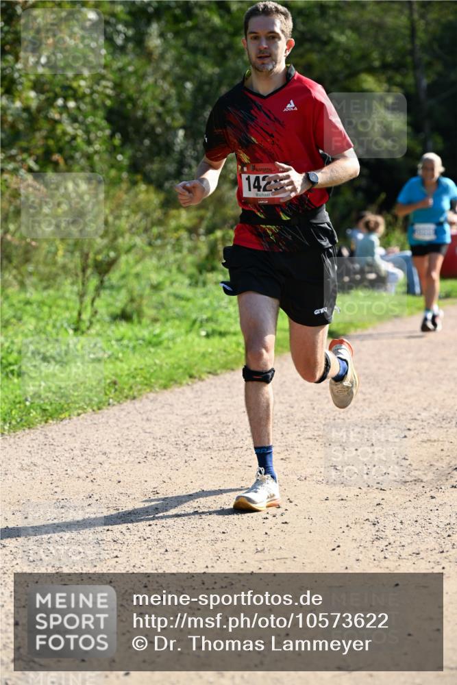 27.09.2026 - 35. Volkslauf durch das schöne Alstertal Dr. Thomas Lammeyer http://msf.ph/oto/10573622 27.09.2026 11:29:11 Laufen 142 meine-sportfotos.de