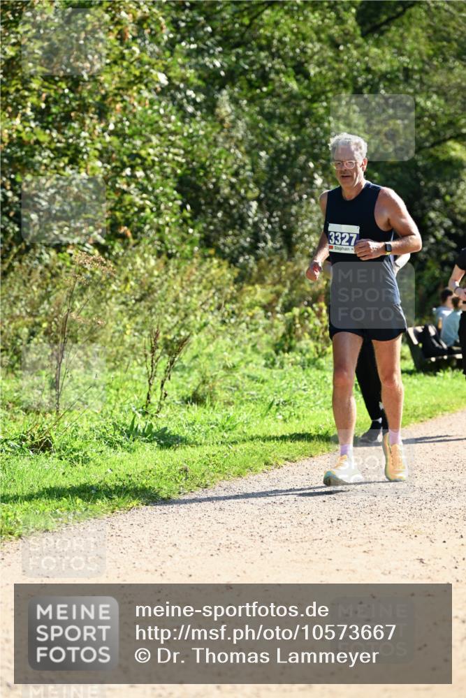 27.09.2026 - 35. Volkslauf durch das schöne Alstertal Dr. Thomas Lammeyer http://msf.ph/oto/10573667 27.09.2026 11:29:30 Laufen 3327 meine-sportfotos.de