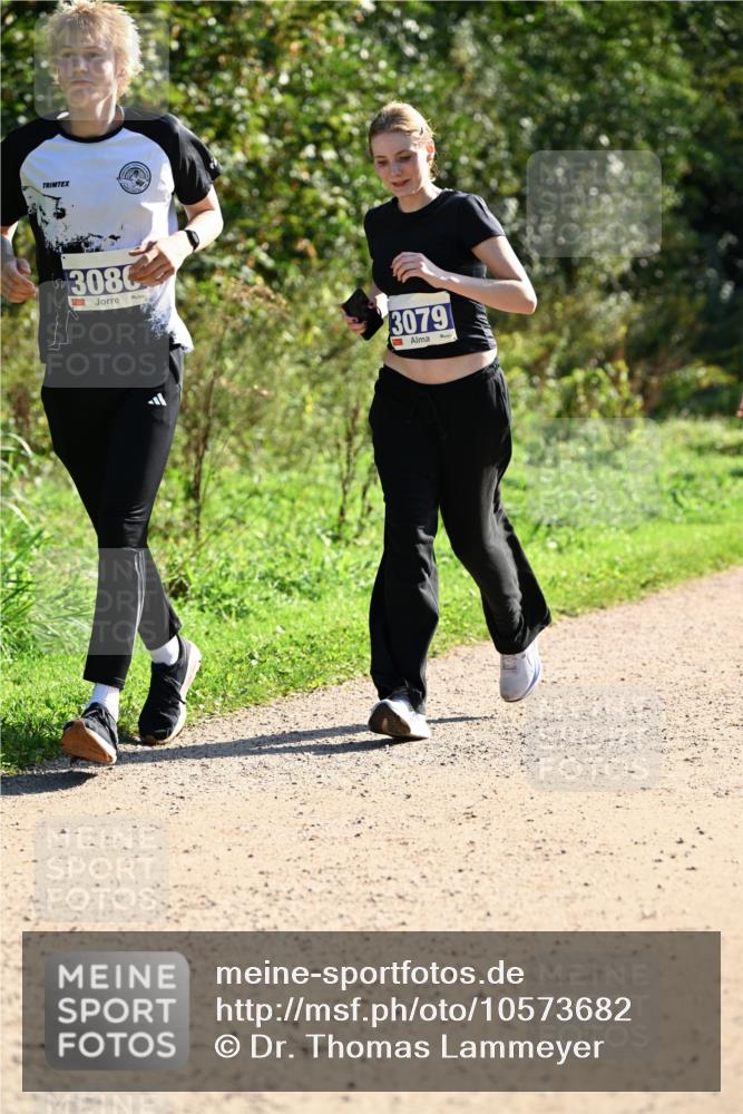 27.09.2026 - 35. Volkslauf durch das schöne Alstertal Dr. Thomas Lammeyer http://msf.ph/oto/10573682 27.09.2026 11:29:32 Laufen 3080, 3079 meine-sportfotos.de