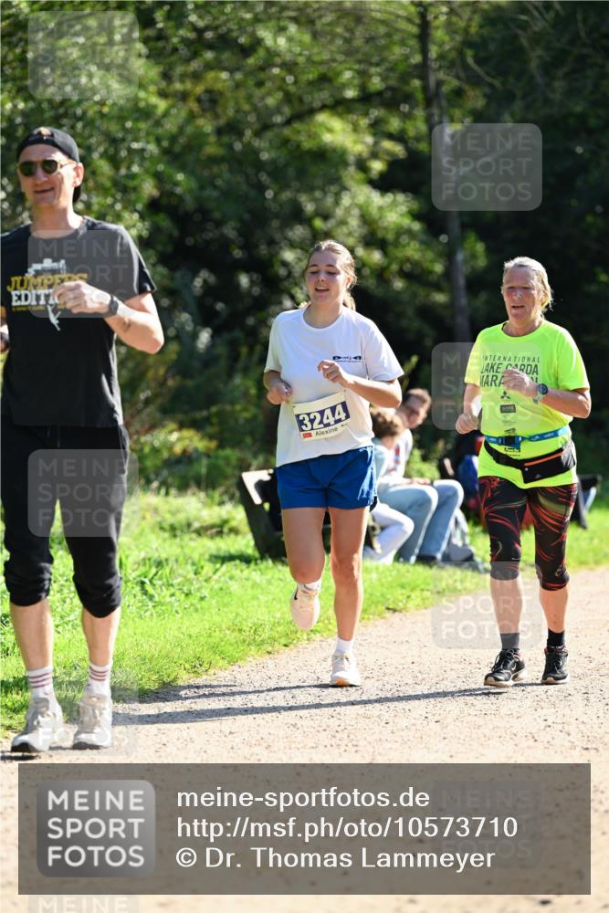 27.09.2026 - 35. Volkslauf durch das schöne Alstertal Dr. Thomas Lammeyer http://msf.ph/oto/10573710 27.09.2026 11:29:41 Laufen 3244 meine-sportfotos.de