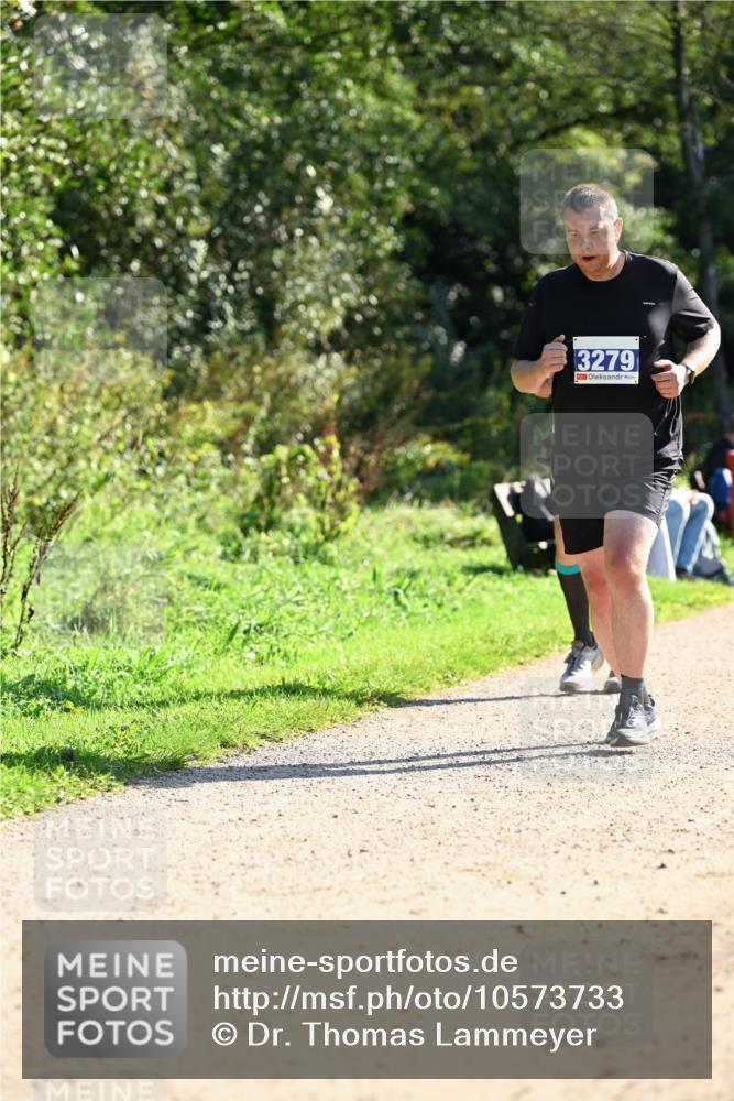 27.09.2026 - 35. Volkslauf durch das schöne Alstertal Dr. Thomas Lammeyer http://msf.ph/oto/10573733 27.09.2026 11:29:51 Laufen 3279 meine-sportfotos.de