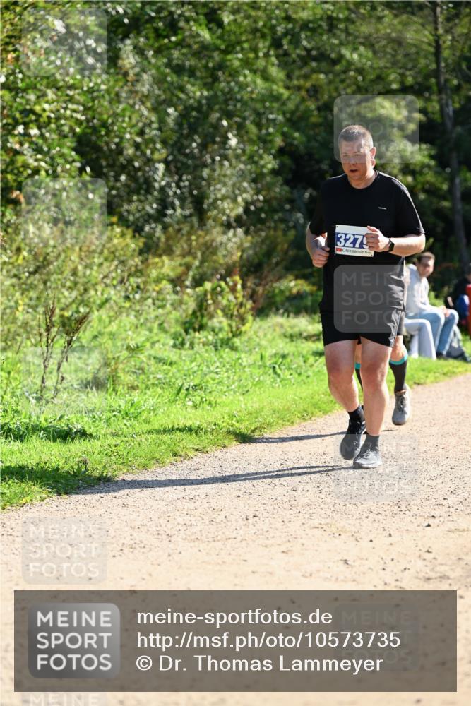 27.09.2026 - 35. Volkslauf durch das schöne Alstertal Dr. Thomas Lammeyer http://msf.ph/oto/10573735 27.09.2026 11:29:51 Laufen 3279 meine-sportfotos.de